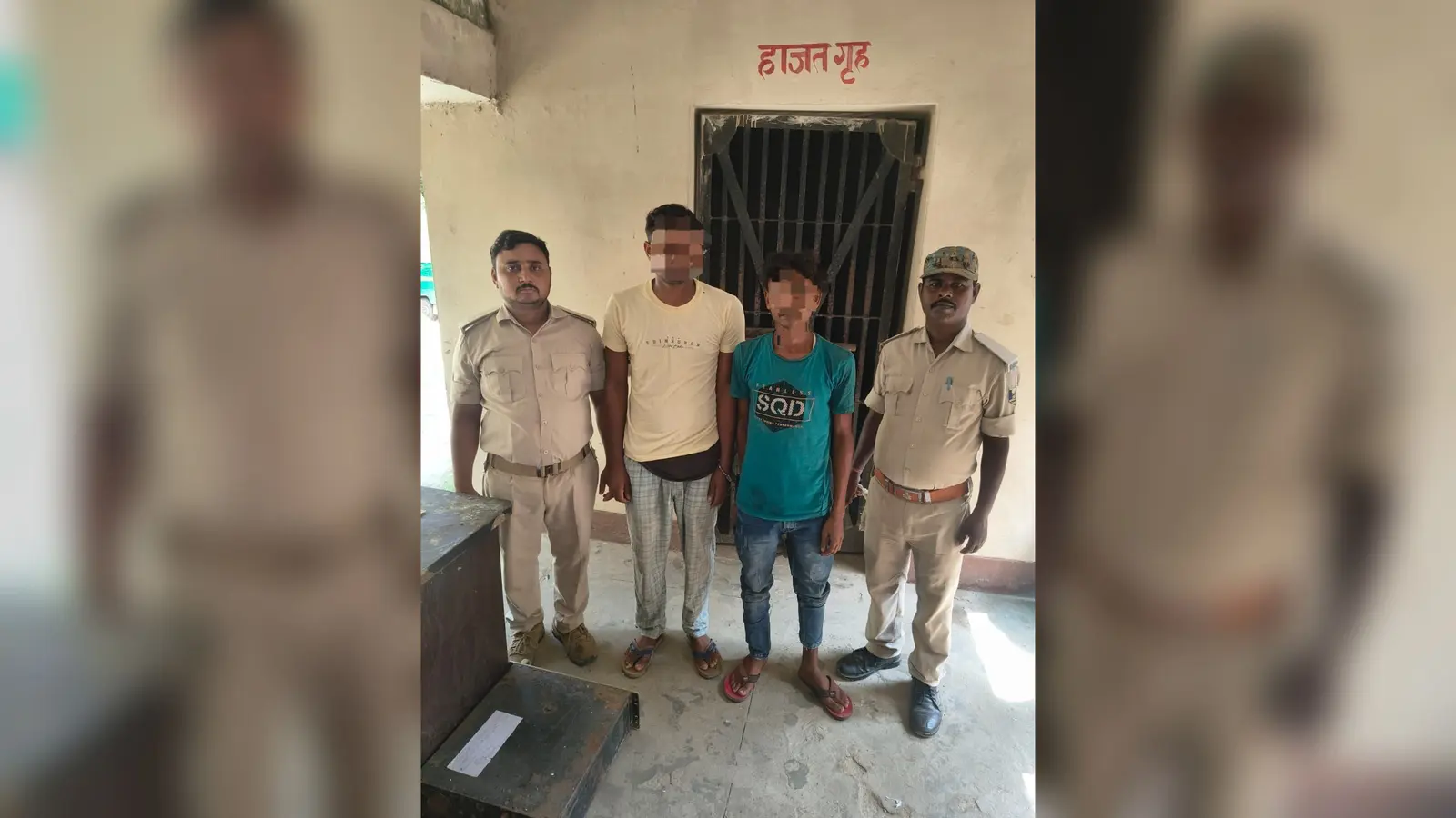 पुलिस गिरफ्त में पशु तस्कर | Prabhat Khabar Network पुलिस गिरफ्त में पशु तस्कर | Prabhat Khabar Network