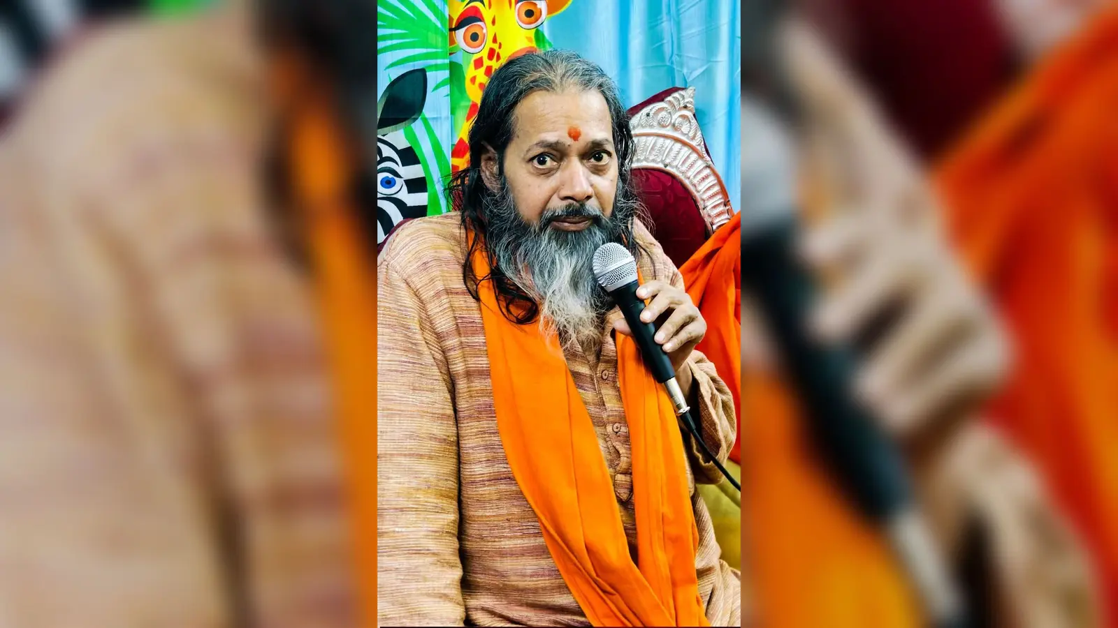 जगह जगह लगा बैनर व गुरुदेव महाराज | Prabhat Khabar Network जगह जगह लगा बैनर व गुरुदेव महाराज | Prabhat Khabar Network
