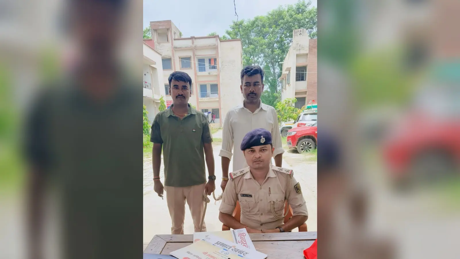 मारपीट के मामले में गिरफ्तार आरोपित | Prabhat Khabar Network मारपीट के मामले में गिरफ्तार आरोपित | Prabhat Khabar Network