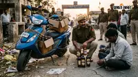 सुरसंड में नेपाल से लाई जा रही विदेशी शराब के साथ स्कूटी सवार तस्कर गिरफ्तार