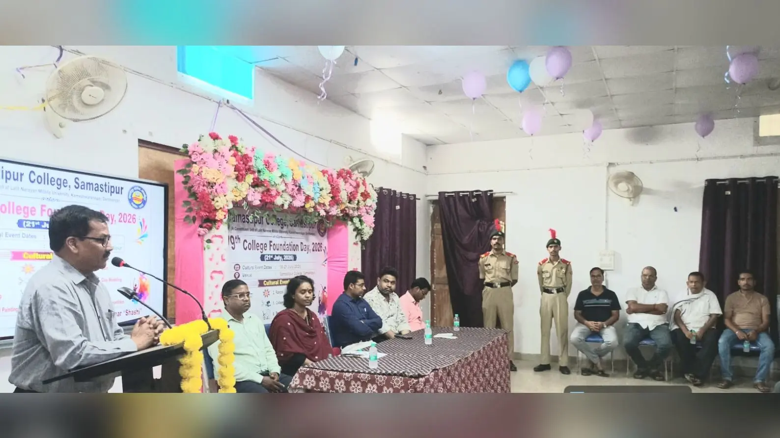 कार्यक्रम को संबोधित करते प्रधानाचार्य | Prabhat Khabar Network कार्यक्रम को संबोधित करते प्रधानाचार्य | Prabhat Khabar Network