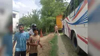 हाजीपुर में तेज रफ्तार बस ने बाइक सवार को मारी टक्कर, गंभीर हालत में पीएमसीएच रेफर, चालक समेत बस जब्त