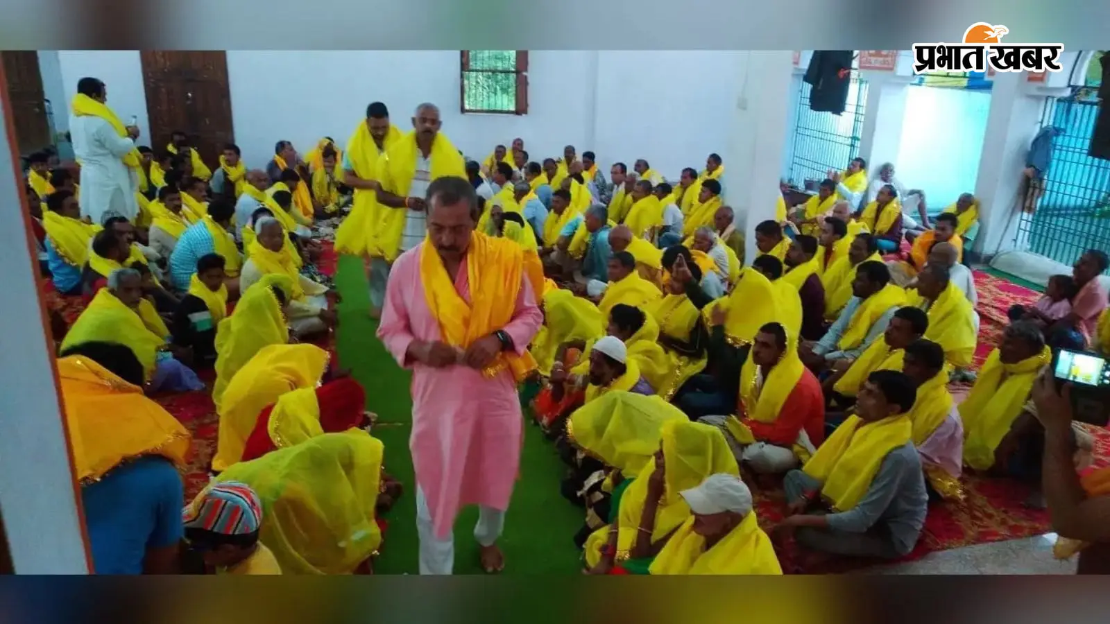 महान सूफी संत की समाधि स्थल है पाण्डेय गंगौट में दो दिवसीय मड़ही पूजा का समापन महान सूफी संत की समाधि स्थल है पाण्डेय गंगौट में दो दिवसीय मड़ही पूजा का समापन
