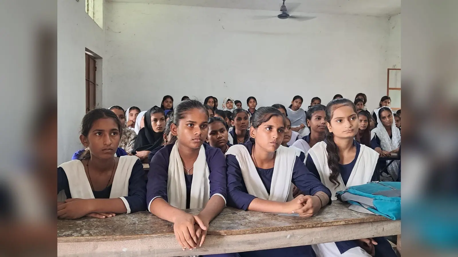बाद विवाद प्रतियोगिता में भाग लेती छात्राऐं | Prabhat Khabar Network बाद विवाद प्रतियोगिता में भाग लेती छात्राऐं | Prabhat Khabar Network