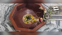 तिलहेश्वरनाथ महादेव मंदिर से शिवलिंग का चांदी का मेठ चोरी, सीसीटीवी फुटेज खंगाल रही पुलिस