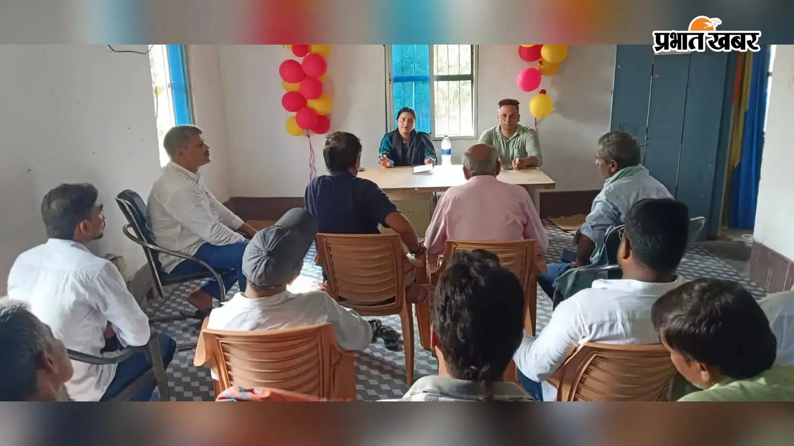 डीलरों के साथ आपूर्ति पदाधिकारी की बैठक, 15 सौ राशनकार्ड बनेंगे प्रखंड में डीलरों के साथ आपूर्ति पदाधिकारी की बैठक, 15 सौ राशनकार्ड बनेंगे प्रखंड में