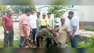दलसिंहसराय में शौण्डिक संघ ने किया पौधरोपण, पर्यावरण संरक्षण का दिया संदेश