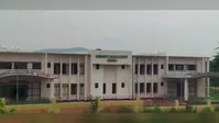 डुमरिया में 30 बेड का नया सीएचसी भवन बनकर तैयार, बिजली का इंतजार
