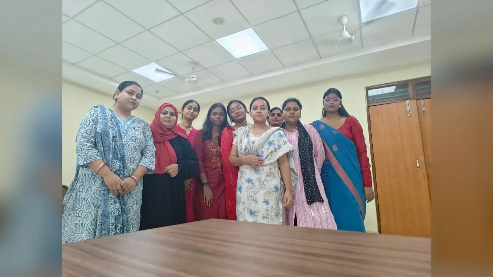 जमशेदपुर महिला विश्वविद्यालय पहुंची 18 पूर्व पीजी टॉपर छात्राएं, | Prabhat Khabar Network जमशेदपुर महिला विश्वविद्यालय पहुंची 18 पूर्व पीजी टॉपर छात्राएं, | Prabhat Khabar Network