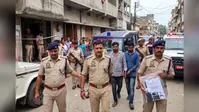 कटिहार पुलिस की पूर्णिया में बड़ी छापेमारी: प्रश्नपत्र के साथ बिहार पुलिस का जवान सहित 3 हिरासत में