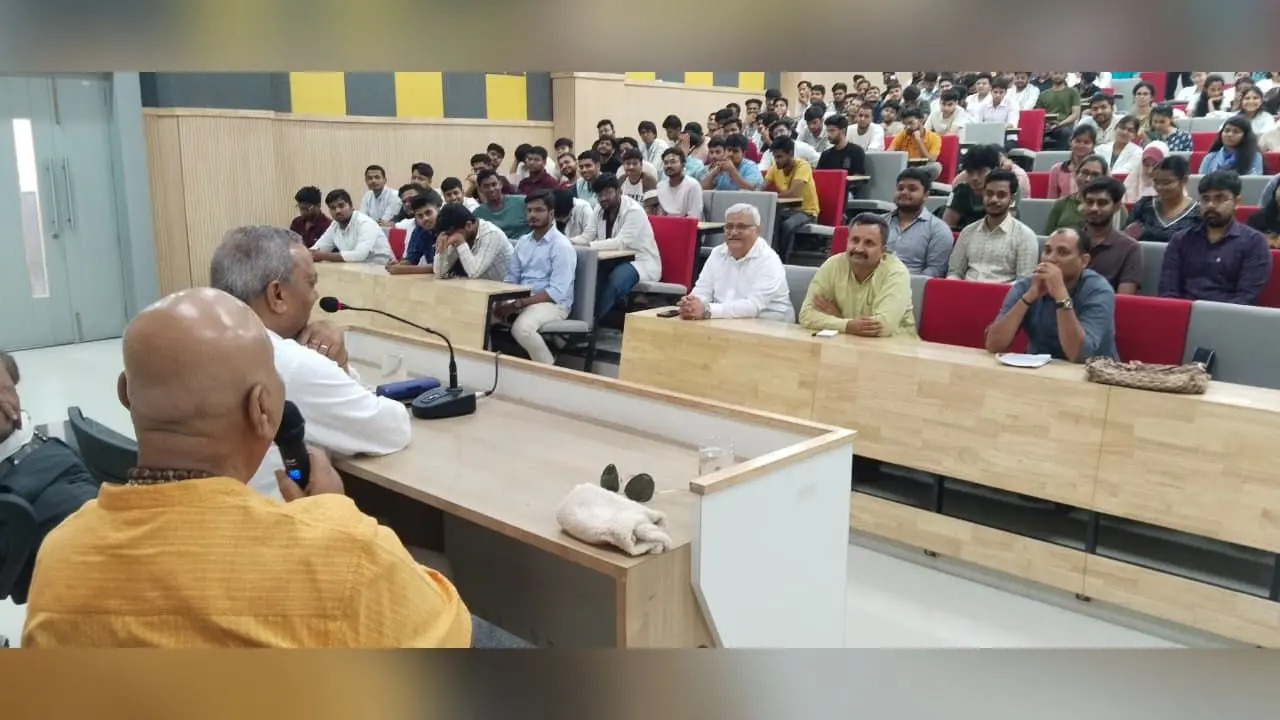फोटो - सहरसा - कार्यक्रम में भाग लेते युवा व अन्य | Prabhat Khabar Network फोटो - सहरसा - कार्यक्रम में भाग लेते युवा व अन्य | Prabhat Khabar Network