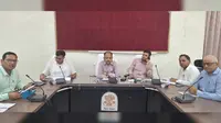 ग्रामीण विकास योजनाओं पर डीएम सख्त, समयबद्ध और गुणवत्तापूर्ण क्रियान्वयन के दिए निर्देश