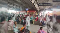 पुनारख स्टेशन पर पौने दो घंटे के मेगा ब्लॉक से रेल यातायात प्रभावित, कई ट्रेनें 90 मिनट तक लेट