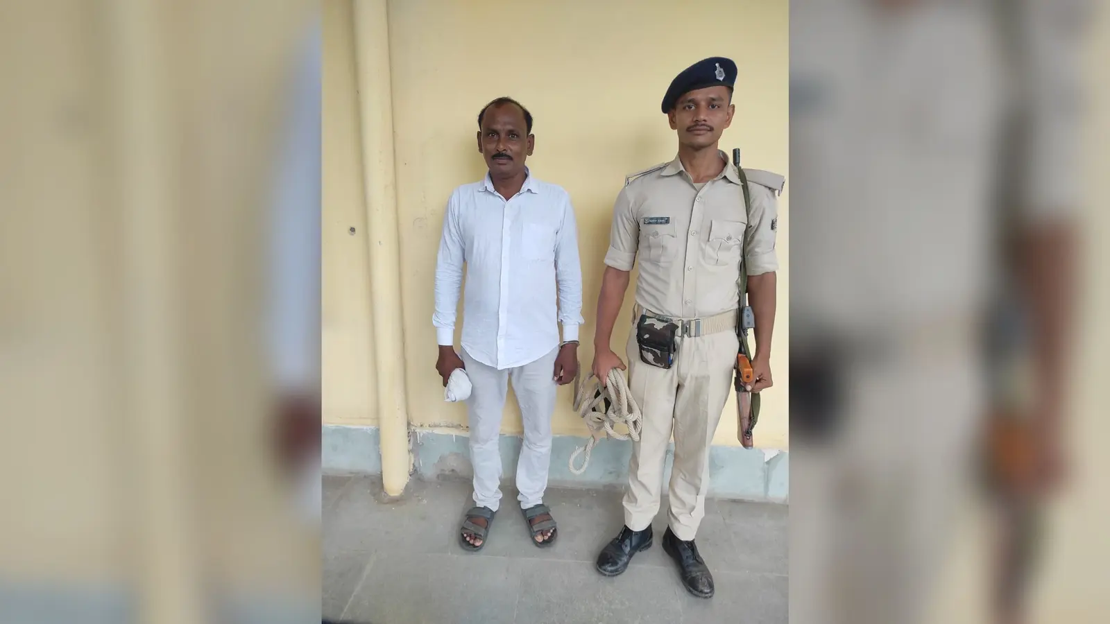 पुलिस गिरफ्त में आरोपी | Prabhat Khabar Network पुलिस गिरफ्त में आरोपी | Prabhat Khabar Network