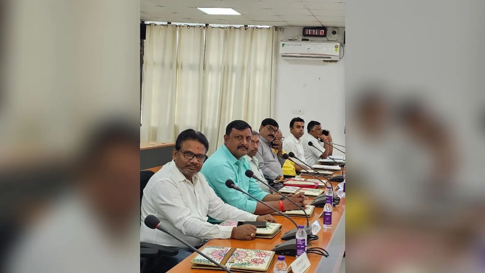 बैठक में शामिल डीआरयूसीसी सदस्य डा. अरूण कुमार गुप्ता | Prabhat Khabar Network बैठक में शामिल डीआरयूसीसी सदस्य डा. अरूण कुमार गुप्ता | Prabhat Khabar Network