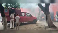सीवान: मांझा में उद्घाटन से पहले मॉडल विद्यालय में लगी आग, शॉर्ट सर्किट से कंप्यूटर कक्ष जलकर खाक