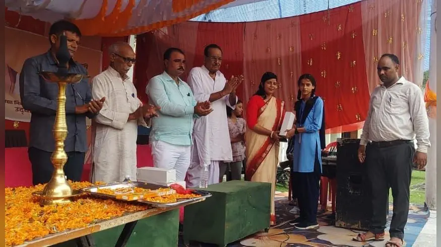 उद्घाटन समारोह में मौजूद अतिथि | Prabhat Khabar Network उद्घाटन समारोह में मौजूद अतिथि | Prabhat Khabar Network