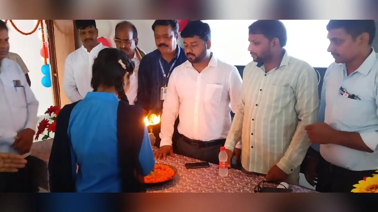 उद्घाटन में उपस्थित पदाधिकारी | Prabhat Khabar Network उद्घाटन में उपस्थित पदाधिकारी | Prabhat Khabar Network