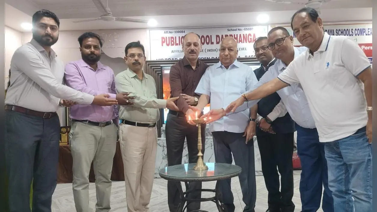 दीप जला उद्घाटन करते अतिथि सम्मानित प्रशिक्षण में शामिल शिक्षक | Prabhat Khabar Network दीप जला उद्घाटन करते अतिथि सम्मानित प्रशिक्षण में शामिल शिक्षक | Prabhat Khabar Network