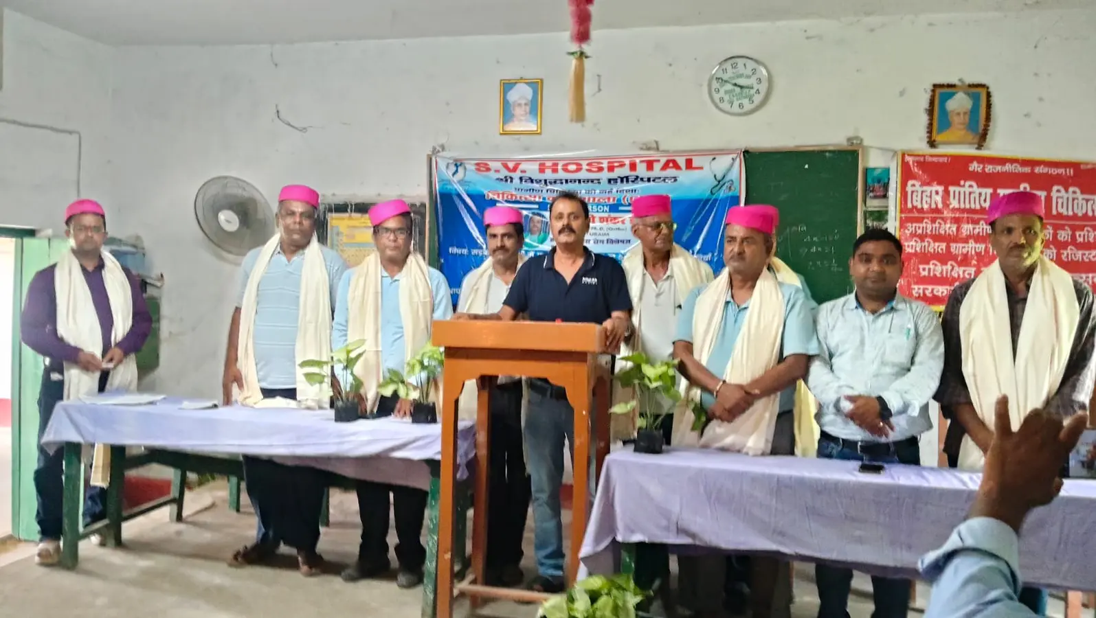 प्रशिक्षण कार्यक्रम में बोलते डॉ गौरी शंकर झा | Prabhat Khabar Network प्रशिक्षण कार्यक्रम में बोलते डॉ गौरी शंकर झा | Prabhat Khabar Network