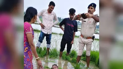 रोहतास: खेत में काम कर रहे किसान पर गिरी आकाशीय बिजली, मौके पर मौत से गांव में मातम