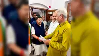हाजीपुर: संबद्ध कॉलेजों के शिक्षकों की समस्याओं के समाधान की मांग, मुख्यमंत्री समेत कई नेताओं से मिले डॉ अभय नाथ सिंह