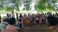 नोवामुंडी पहुंचे मधु कोड़ा, ग्रामीणों की समस्याओं पर लिया संज्ञान