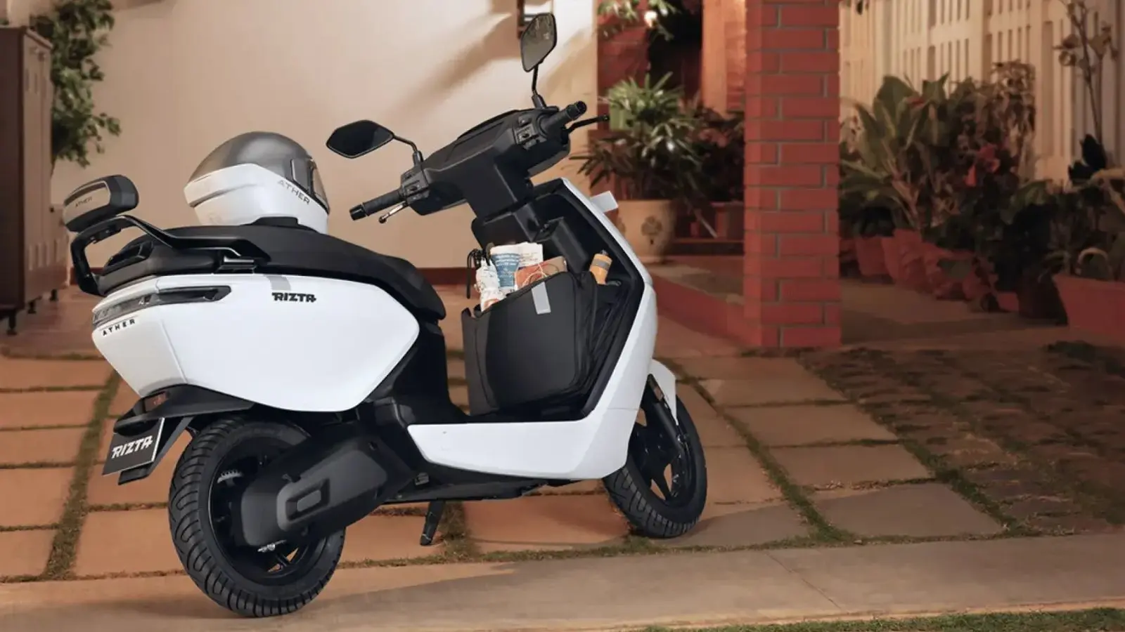 Ather Rizta (Photo: Ather Energy) Ather Rizta (Photo: Ather Energy)
