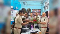 कोढ़ा थाना से एसआई विवेक विक्रम को भावभीनी विदाई, बोले- 'कोढ़ा मेरी कर्मभूमि और दूसरा परिवार'