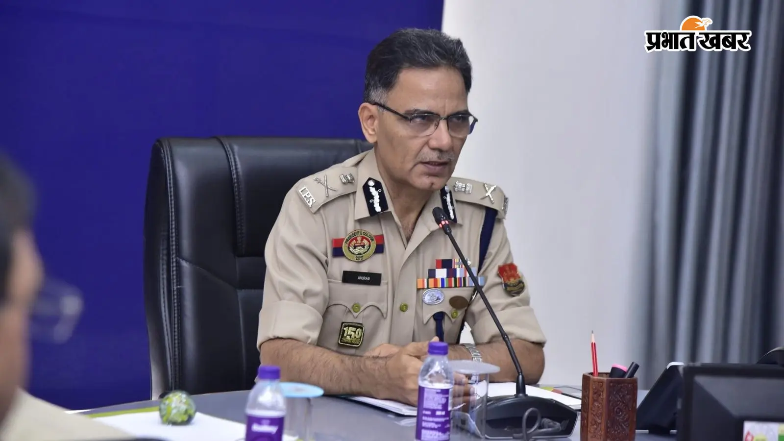 त्रिपुरा के पुलिस महानिदेशक (डीजीपी) अनुराग धनकर का फाइल फोटो, PHOTO एक्स त्रिपुरा के पुलिस महानिदेशक (डीजीपी) अनुराग धनकर का फाइल फोटो, PHOTO एक्स