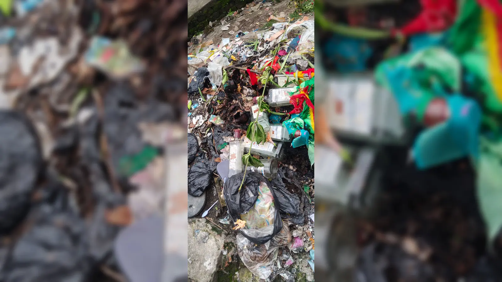 हटिया मे फेकि हुई खाली शराब की बोतल | Prabhat Khabar Network हटिया मे फेकि हुई खाली शराब की बोतल | Prabhat Khabar Network