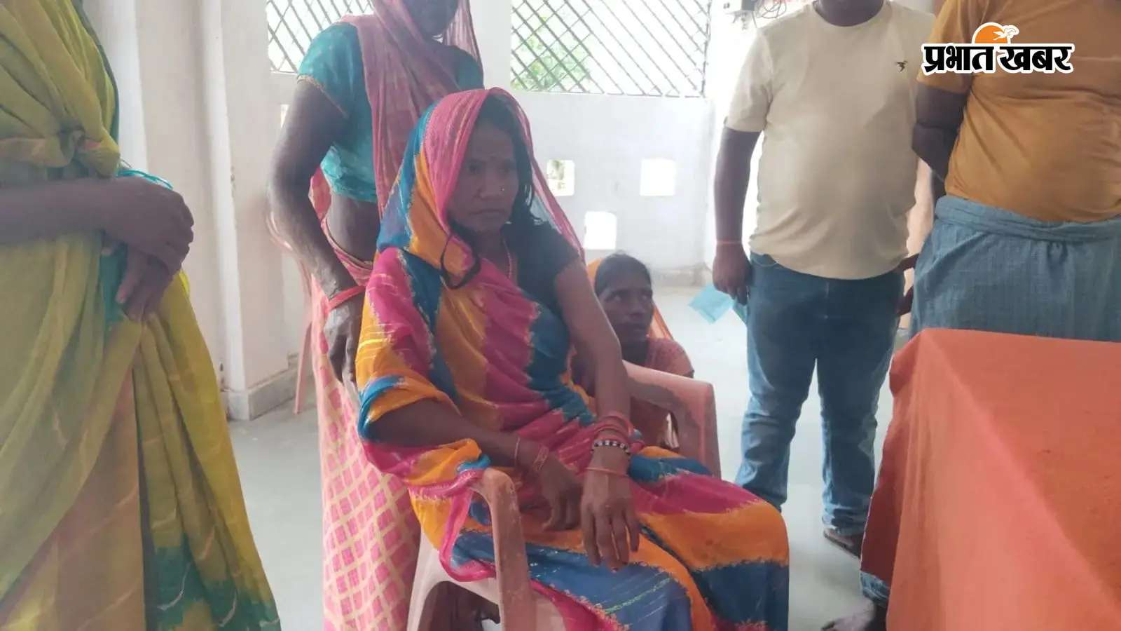 कथित शराब माफिया की फायरिंग में महिला घायल, किसान पर जानलेवा हमला कथित शराब माफिया की फायरिंग में महिला घायल, किसान पर जानलेवा हमला