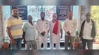 बक्सर में किसानों का हुंकार, बिजली, खाद और सिंचाई संकट को लेकर अंबेडकर चौक पर विशाल धरना