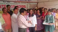 सीवान: दूसरे प्रयास में आकांक्षा कुमारी ने NEET में हासिल की सफलता, 593 अंक के साथ करीब 12 हजारवीं रैंक