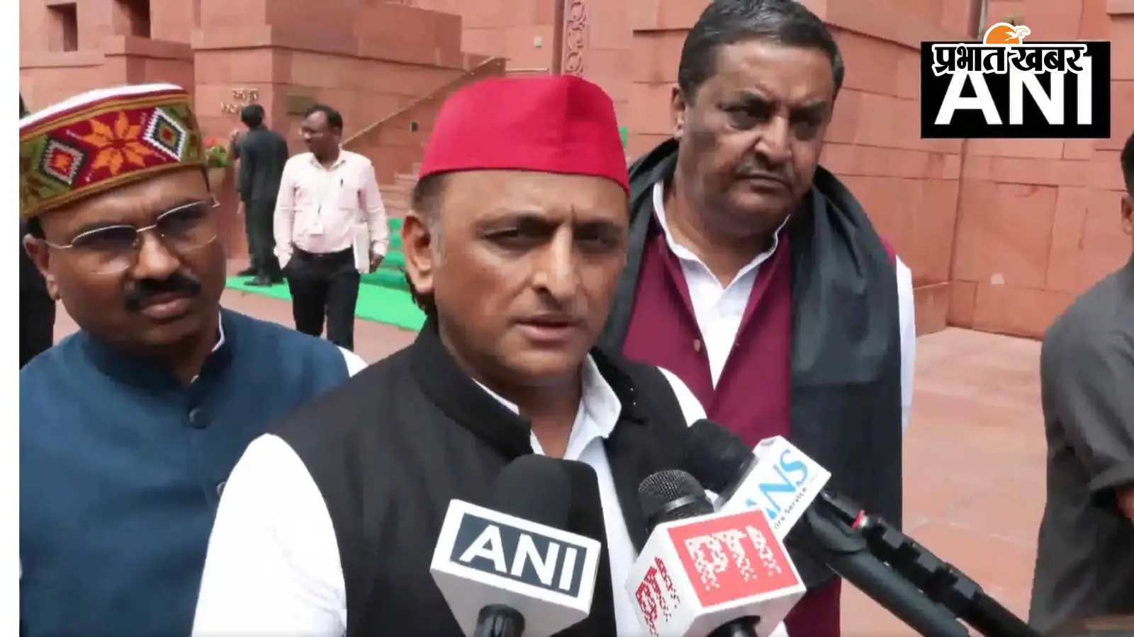 समाजवादी पार्टी प्रमुख अखिलेश यादव समाजवादी पार्टी प्रमुख अखिलेश यादव