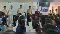 नवादा: कौआकोल में साइबर स्मार्ट ट्यूजडे कार्यक्रम के तहत स्कूली बच्चों के बीच जागरूकता अभियान
