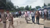 डीआरएम ने सिलीगुड़ी, ठाकुरगंज और अलुआबारी रोड स्टेशन का किया निरीक्षण, समय पर परियोजनाएं पूरी करने के निर्देश