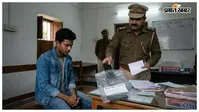 पिस्टल के साथ रील्स बनाना पड़ा भारी, झंझारपुर पुलिस ने मोबाइल और वीडियो किया जब्त