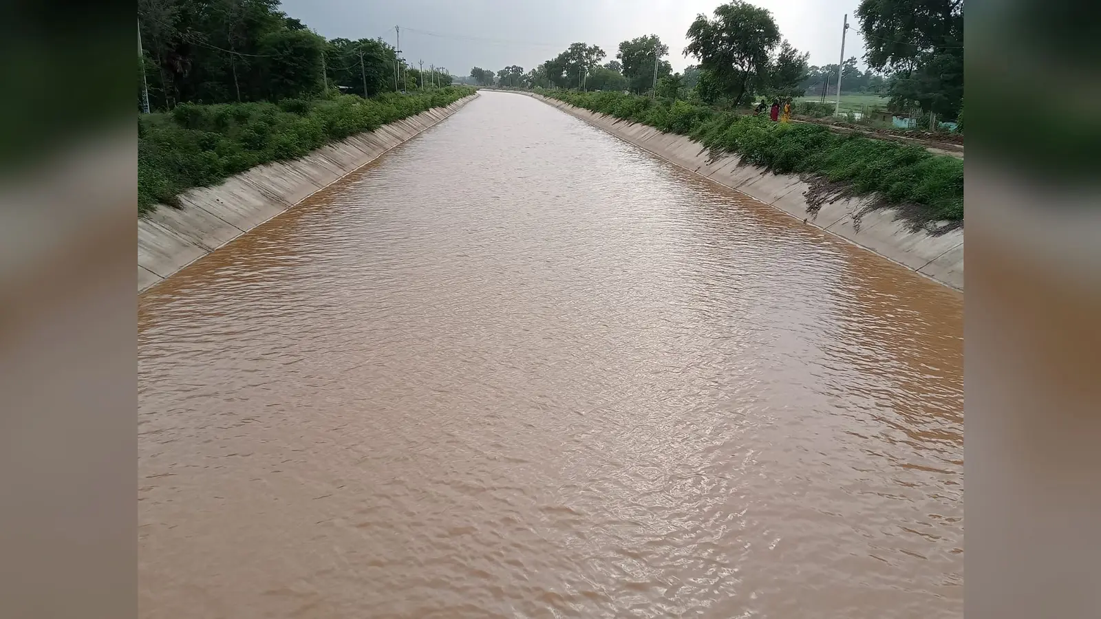 अंबा क्षेत्र में उत्तर कोयल मुख्य नहर का जल प्रवाह | Prabhat Khabar Network अंबा क्षेत्र में उत्तर कोयल मुख्य नहर का जल प्रवाह | Prabhat Khabar Network