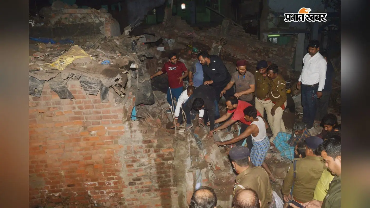 वर्ष 2022 में काजीवलीचक में बम विस्फोट के बाद क्षतिग्रस्त मकान का फाइल फोटो. वर्ष 2022 में काजीवलीचक में बम विस्फोट के बाद क्षतिग्रस्त मकान का फाइल फोटो.