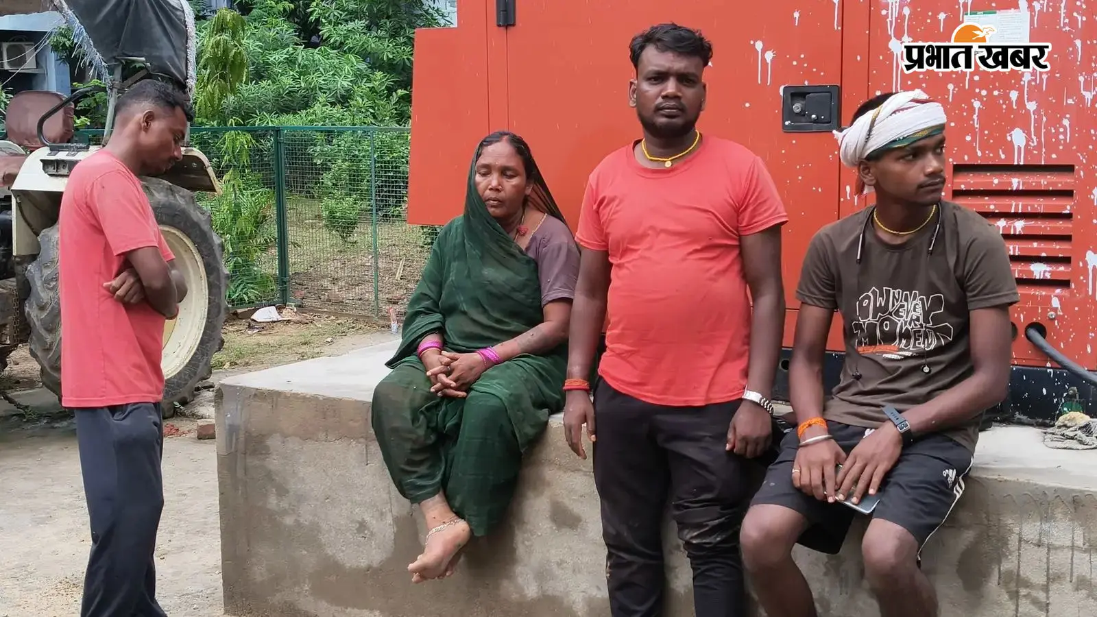 अधौरा में आकाशीय बिजली गिरने से झुलसे पशुपालक की हुई मौत अधौरा में आकाशीय बिजली गिरने से झुलसे पशुपालक की हुई मौत