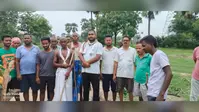 गया जी : अचानक तबीयत बिगड़ने से 45 वर्षीय मजदूर की मौत, जनप्रतिनिधियों ने की आर्थिक मदद