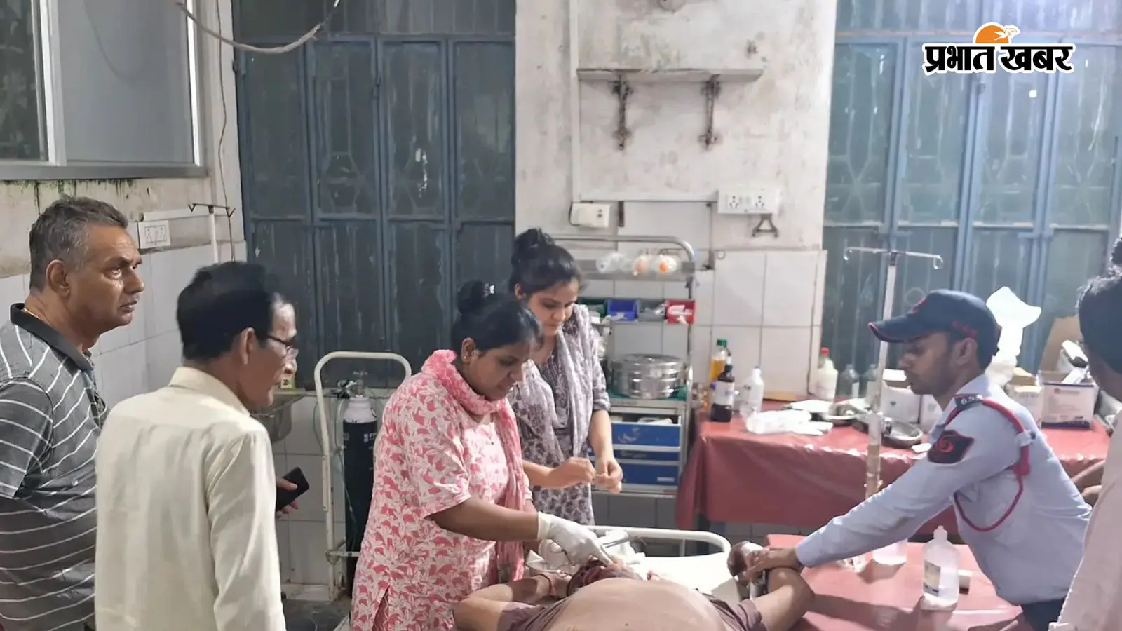 भभुआ-मोहनिया मुख्य मार्ग पर हादसा, प्राथमिक उपचार के बाद हायर सेंटर रेफर भभुआ-मोहनिया मुख्य मार्ग पर हादसा, प्राथमिक उपचार के बाद हायर सेंटर रेफर