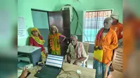 बेतिया: पेंशनधारियों के लिए बड़ी खुशखबरी, अब गांव में ही बनेगा लाइफ सर्टिफिकेट