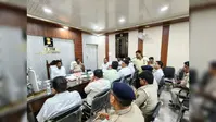 बेतिया: सावन और श्रावणी मेले को लेकर प्रशासन अलर्ट, प्रमुख शिवालयों की सुरक्षा बढ़ाने के निर्देश