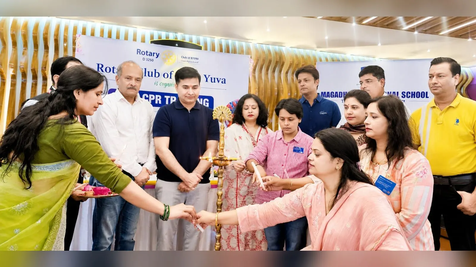 दीप प्रज्वलन एव प्रशिक्षण कार्यक्रम की तस्वीर | Prabhat Khabar Network दीप प्रज्वलन एव प्रशिक्षण कार्यक्रम की तस्वीर | Prabhat Khabar Network