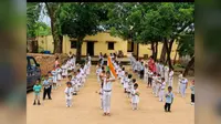 मैक्लुस्कीगंज के लिटिल स्टार एकेडमी में मना राष्ट्रीय ध्वज अंगीकरण दिवस