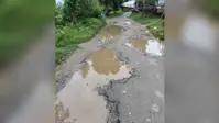 दो साल बाद भी शुरू नहीं हुआ सड़क निर्माण, संवेदक पर कार्रवाई की मांग