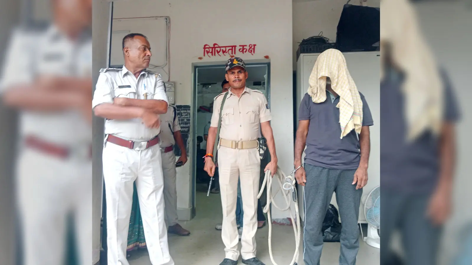 हसपुरा फोटो गिरफ्तार योगेन्द्र महतो | Prabhat Khabar Network हसपुरा फोटो गिरफ्तार योगेन्द्र महतो | Prabhat Khabar Network