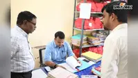डीएम समीर सौरभ ने सदर प्रखंड कार्यालय का किया औचक निरीक्षण, अभिलेख और बायोमीट्रिक व्यवस्था जांची